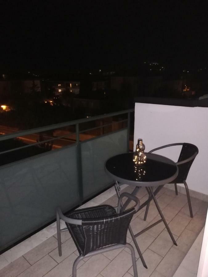 Boschetto Apartment Riva del Garda Bagian luar foto