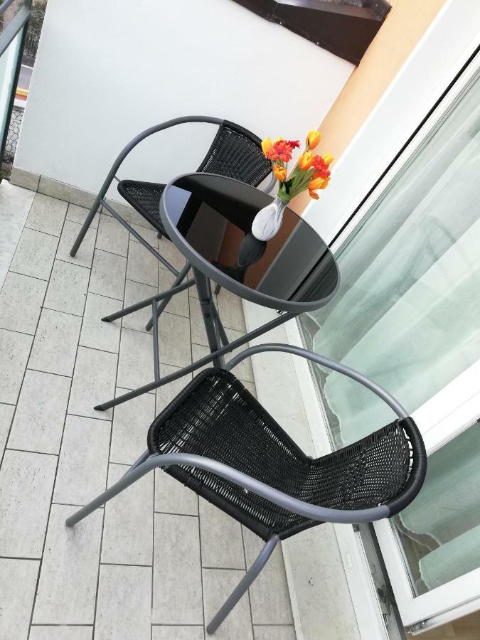 Boschetto Apartment Riva del Garda Bagian luar foto